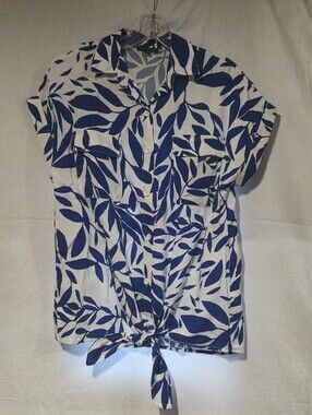 Ava & Grace Blue and White Leaf-Print Tie-Front Shirt